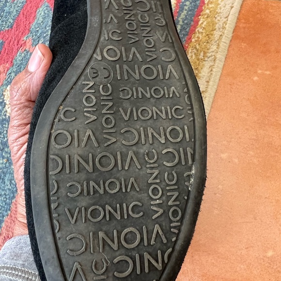 Vionic Black Suede Slip-On Loafers Flats • Embroidered Crown • Comfort Orthotic - Picture 9 of 10